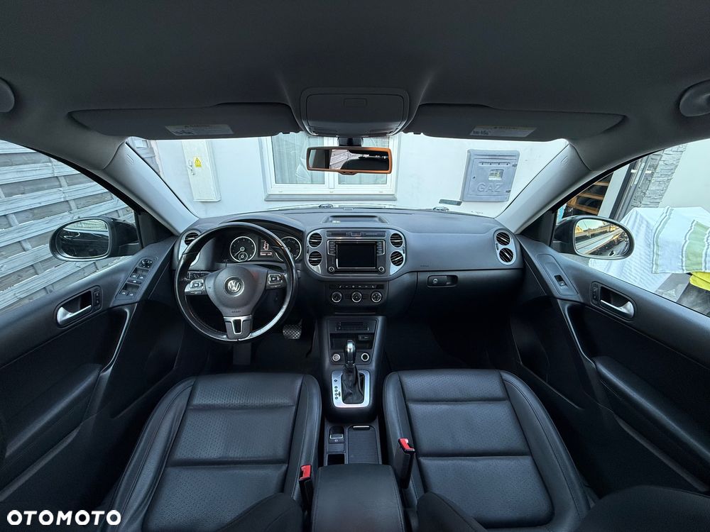 Volkswagen Tiguan - 10