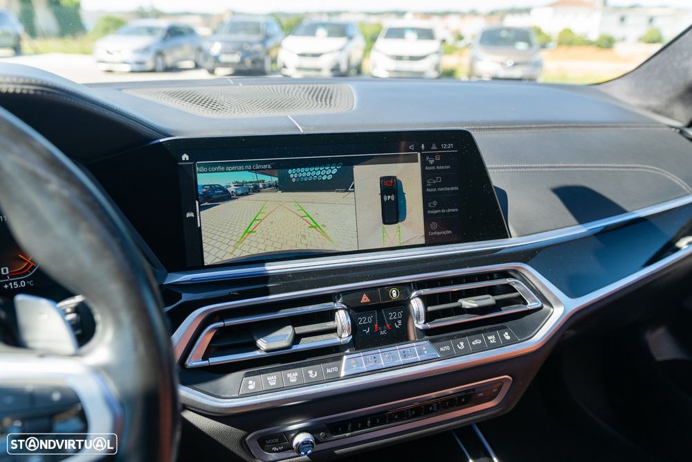 BMW X7 M50d - 23