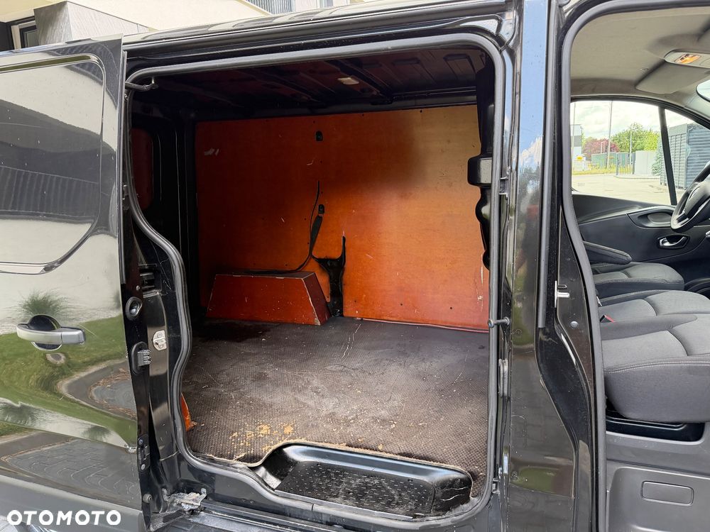 Renault Trafic - 12