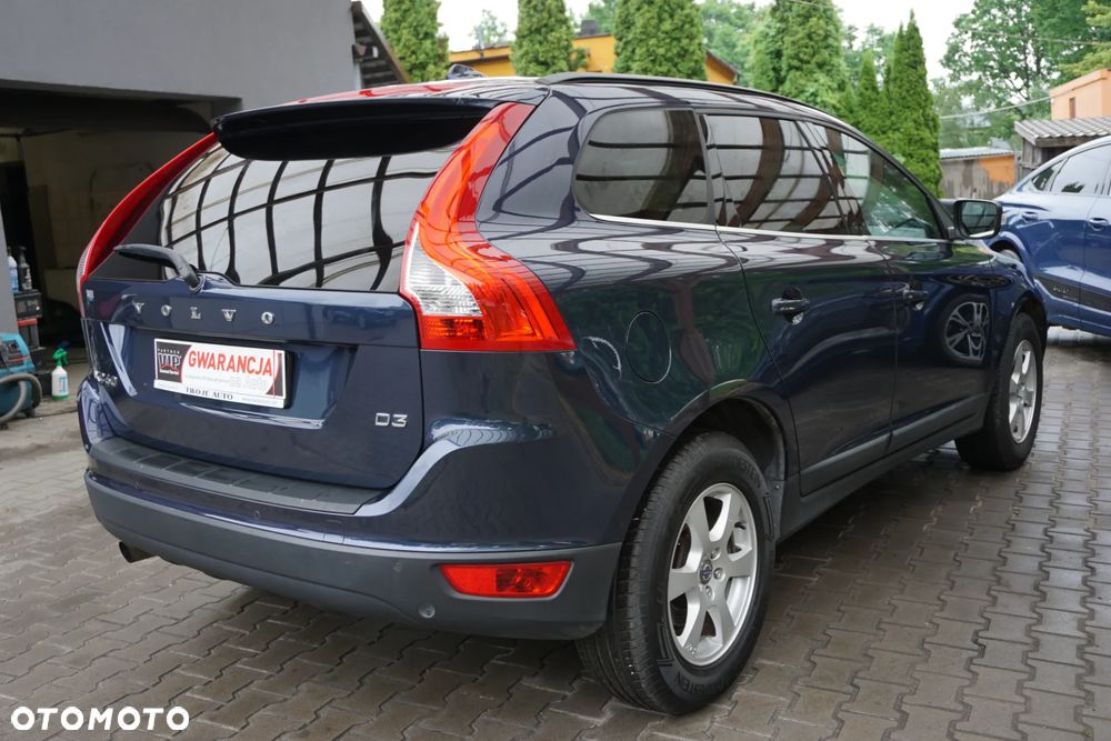 Volvo XC 60 D3 Momentum - 3