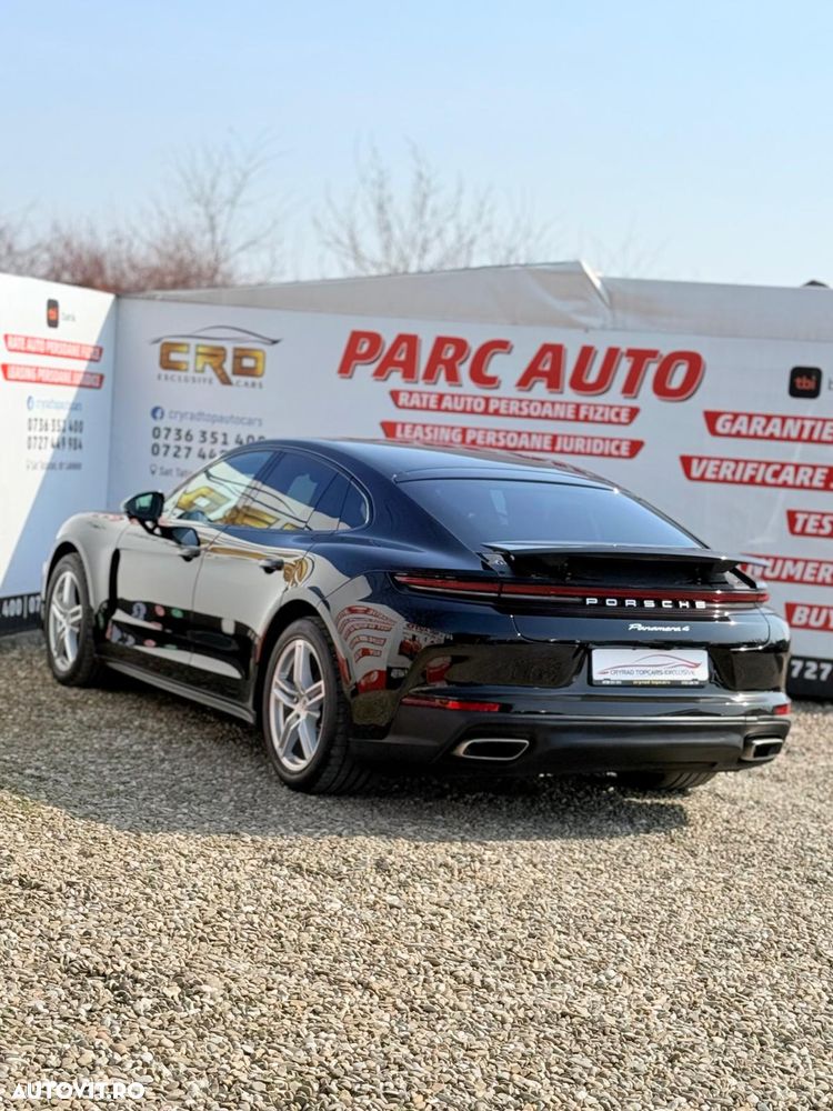 Porsche Panamera - 4