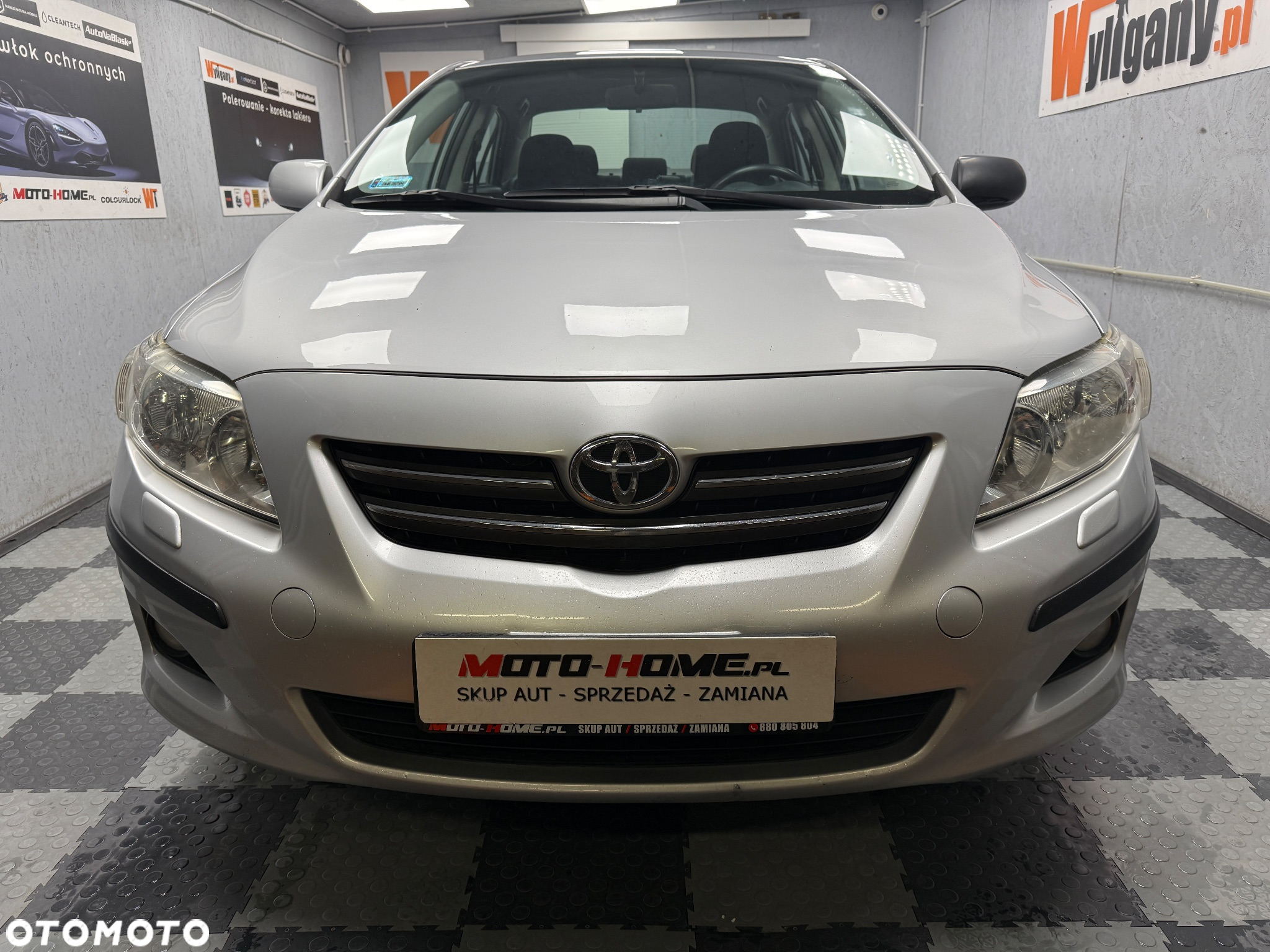 Toyota Corolla - 25