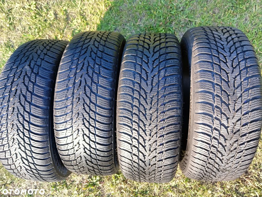 opony zimowe klasy premium Nokian Tyres WR Snowproof w rozmiarze 195/55 R16 87H. - 1