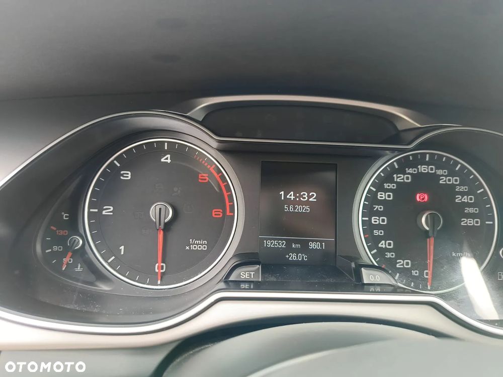 Audi A4 ver-avant-2-0-tdi-dpf-quattro-s-tronic-s-line-sportpaket - 10