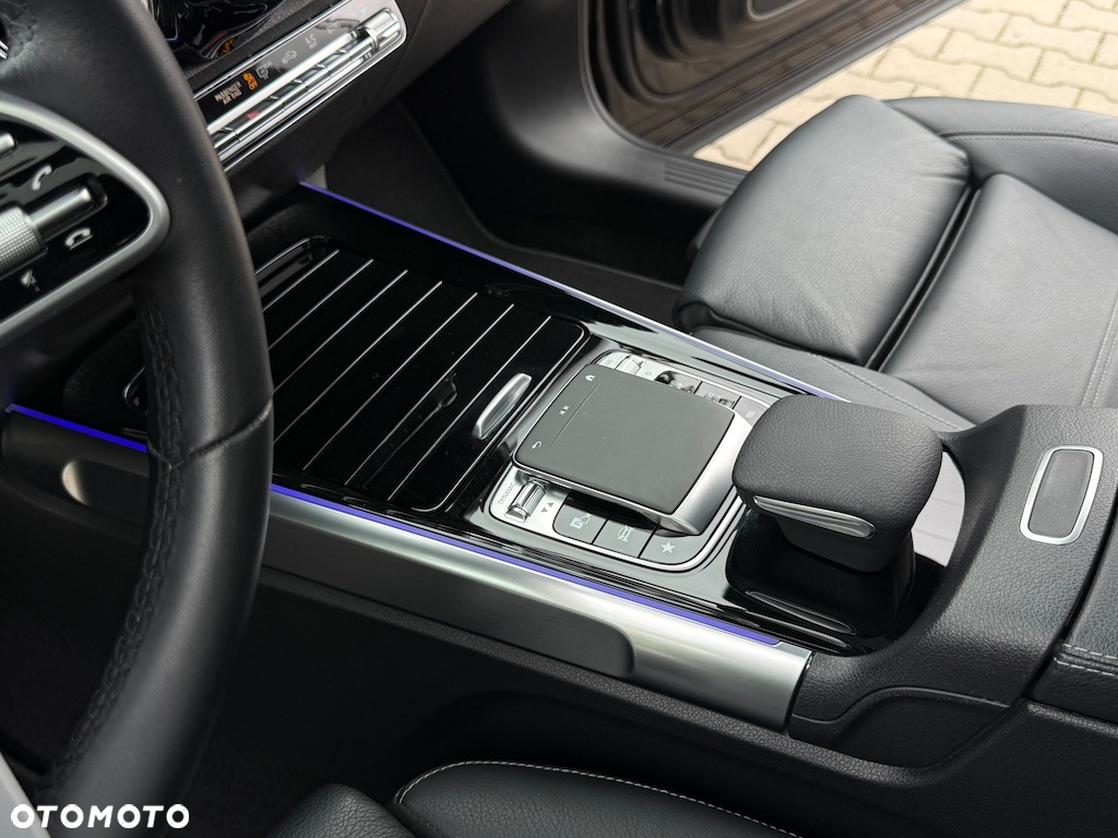 Mercedes-Benz GLB 220 d 4-Matic 8G-DCT - 33