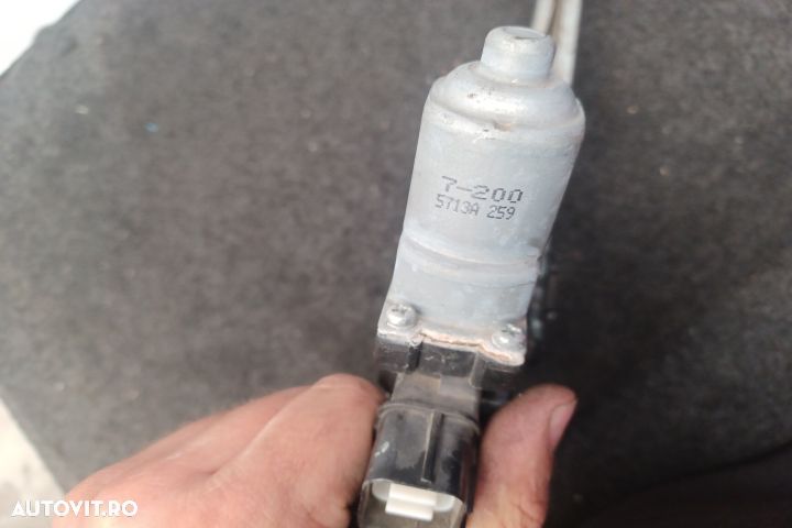 Macara geam fata stanga electrica 807216718R 5713A259 807216718R 5713 - 7