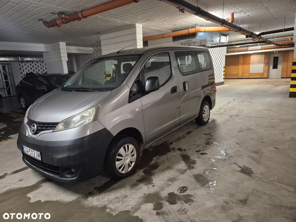 Nissan NV200 - 4