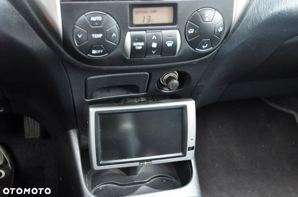Toyota RAV4 2.0 VVT-i 4x4 - 36