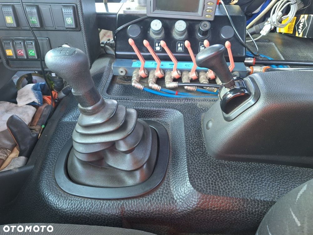 Versalift Atego 1624 4X4 + Schmidt B40-36 - 24