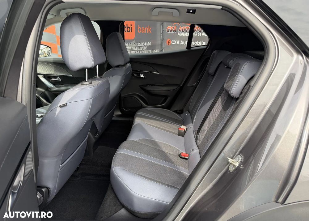 Peugeot 2008 BlueHDi 130 EAT8 Allure - 10