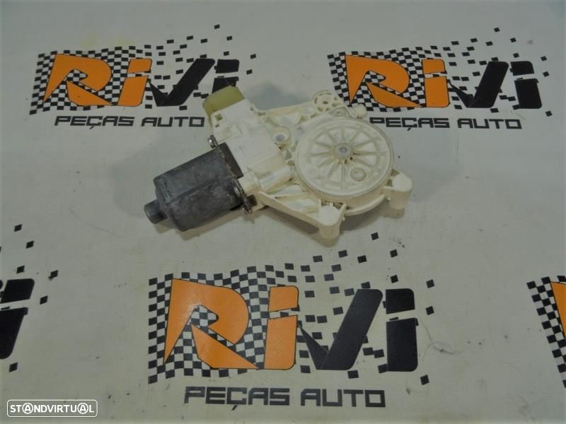 Motor Do Elevador De Vidro Frente Direito Bmw 4 Coupé (F32, F82)  0130 - 1