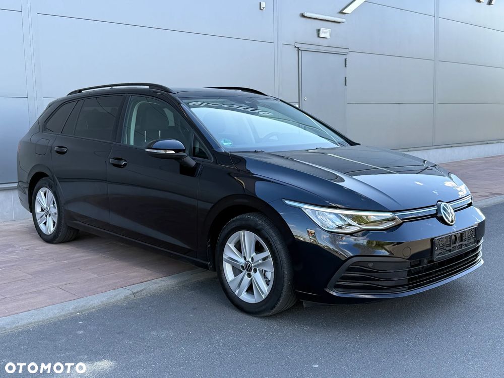 Volkswagen Golf 1.0 eTSI OPF DSG Life - 3
