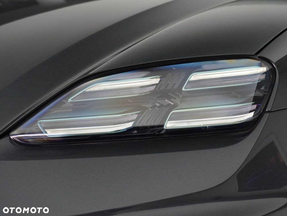 Porsche Macan - 10