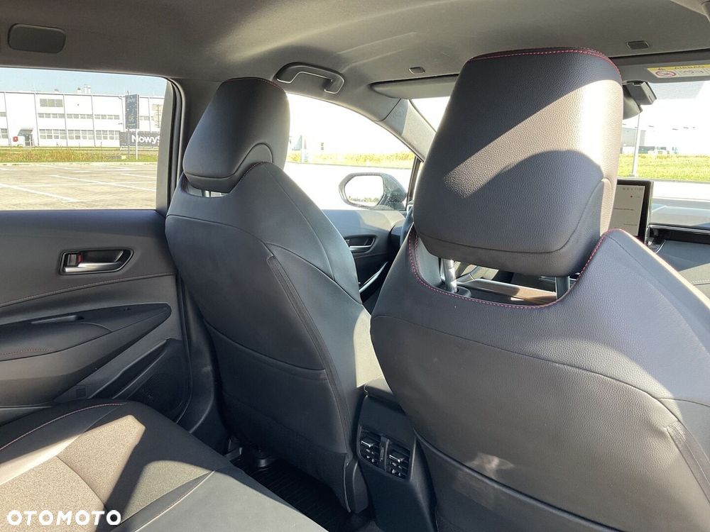 Toyota Corolla 1.8 Hybrid GR Sport Dynamic - 19