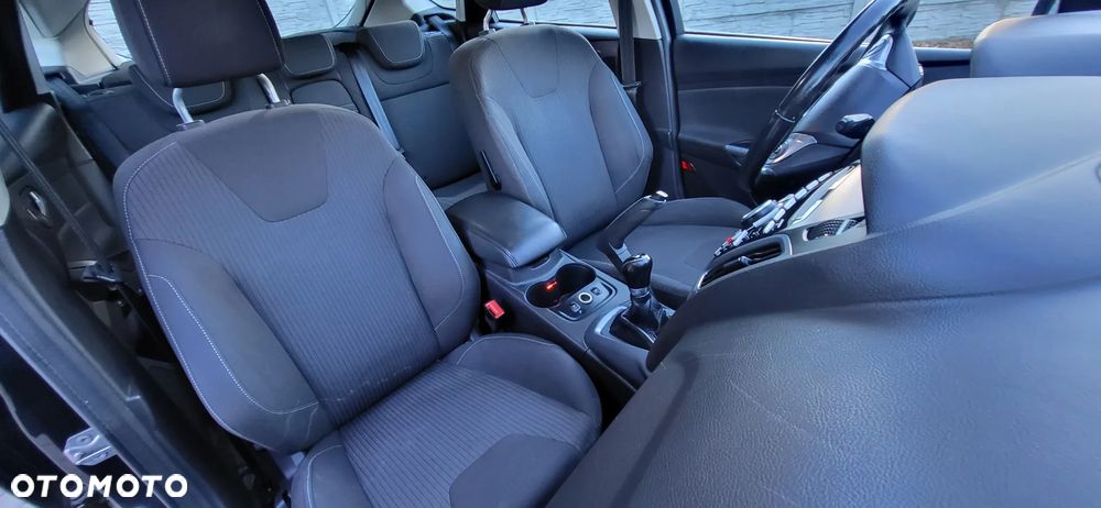 Ford Focus 1.6 TI-VCT Champions Edition - 18