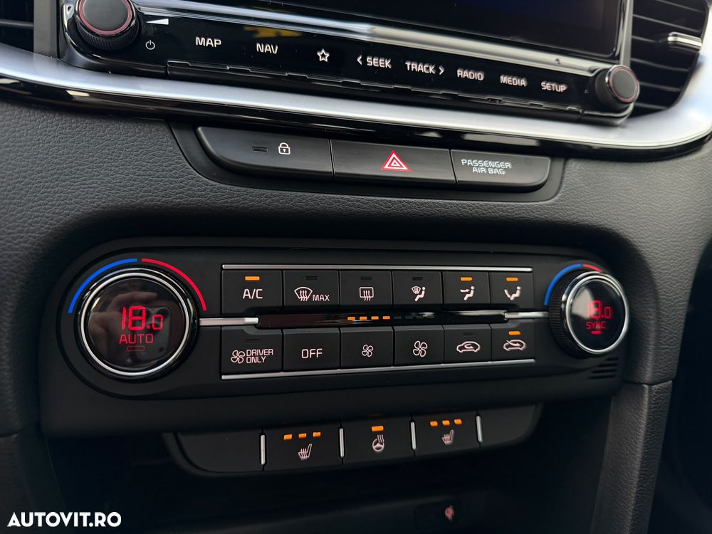 Kia Ceed 1.6 GDI DCT OPF Inspiration - 19