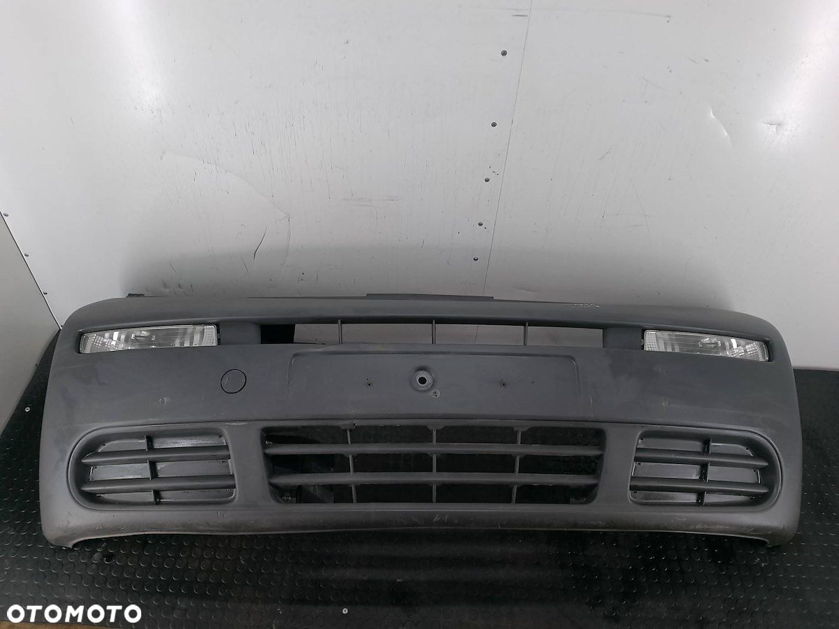 ZDERZAK PRZÓD OPEL VIVARO A L547 - 3