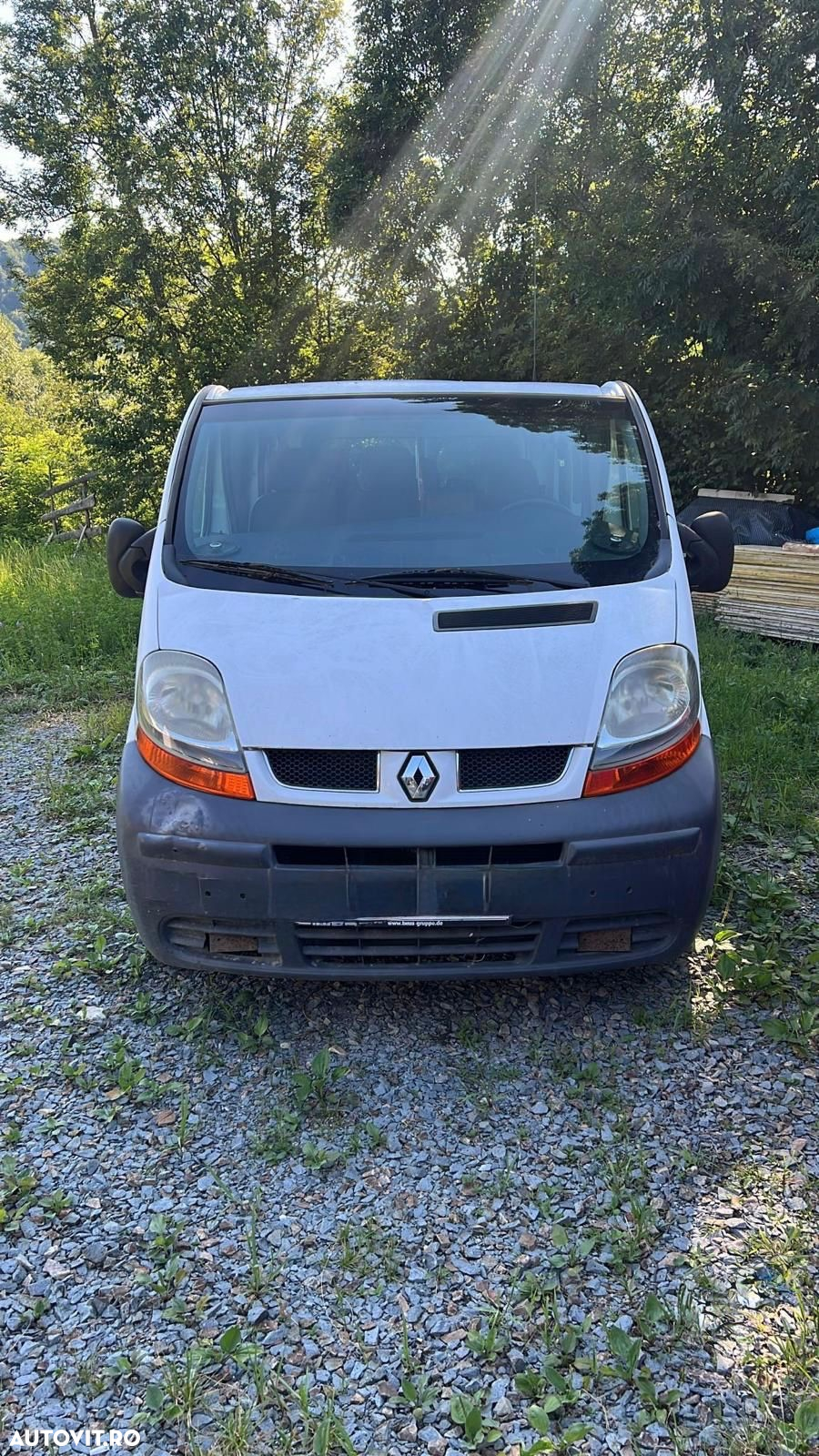 Renault Trafic - 2