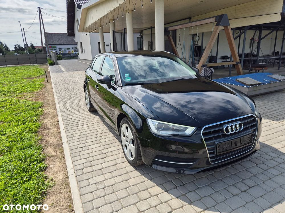 Audi A3 Sportback 1.6 TDI Attraction - 13