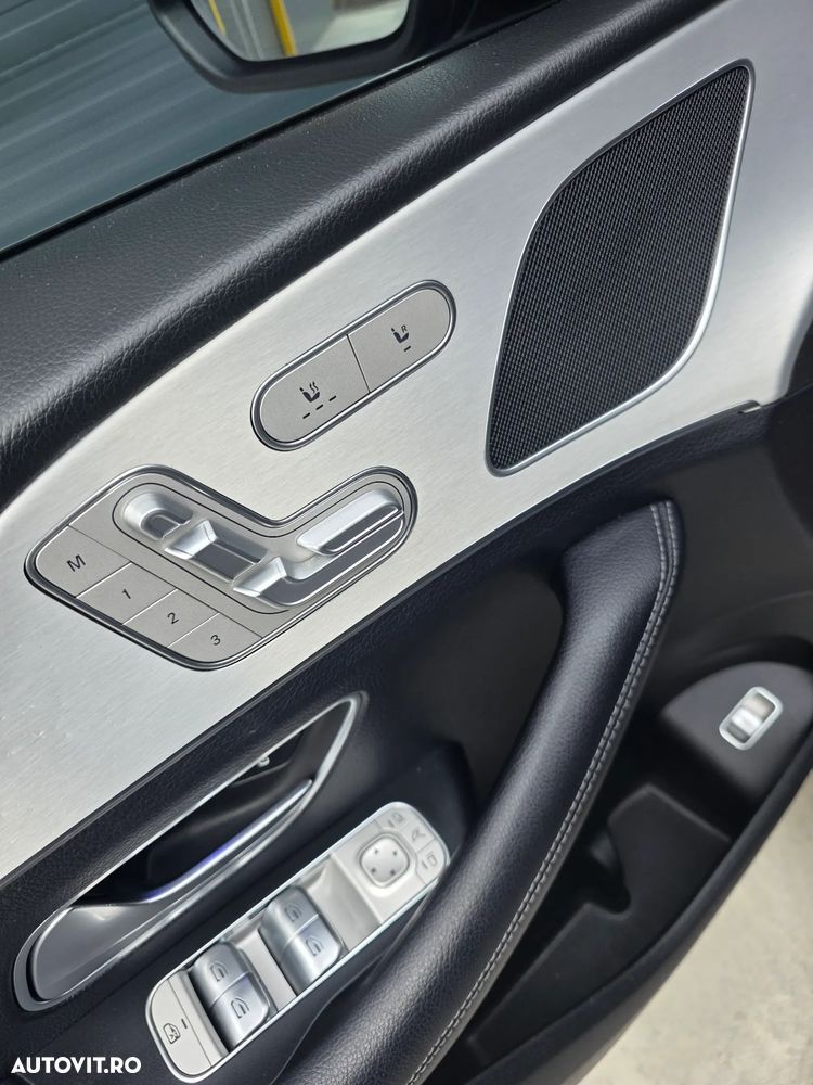 Mercedes-Benz GLE 300 d 4MATIC - 13