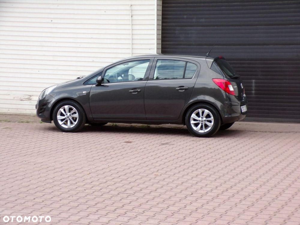Opel Corsa - 11