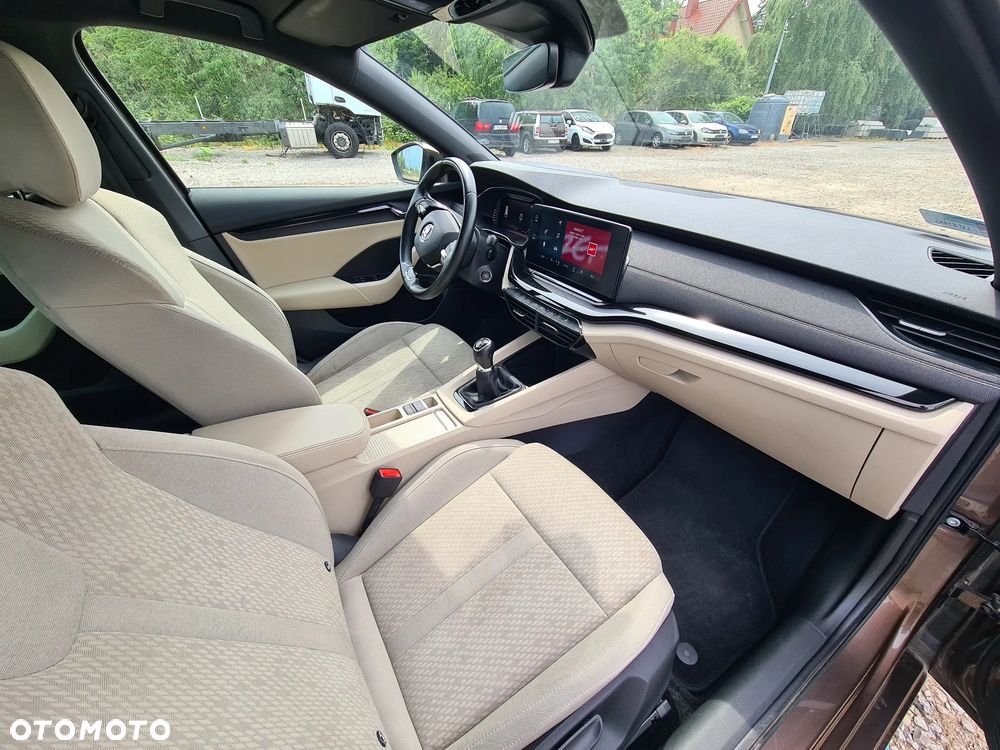 Skoda Octavia 1.5 TSI ACT Style - 25