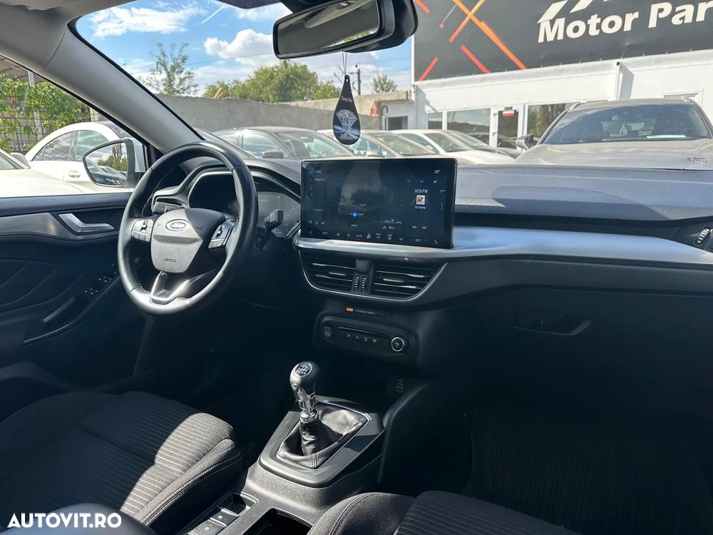 Ford Focus 1.0 EcoBoost MHEV Titanium X - 5