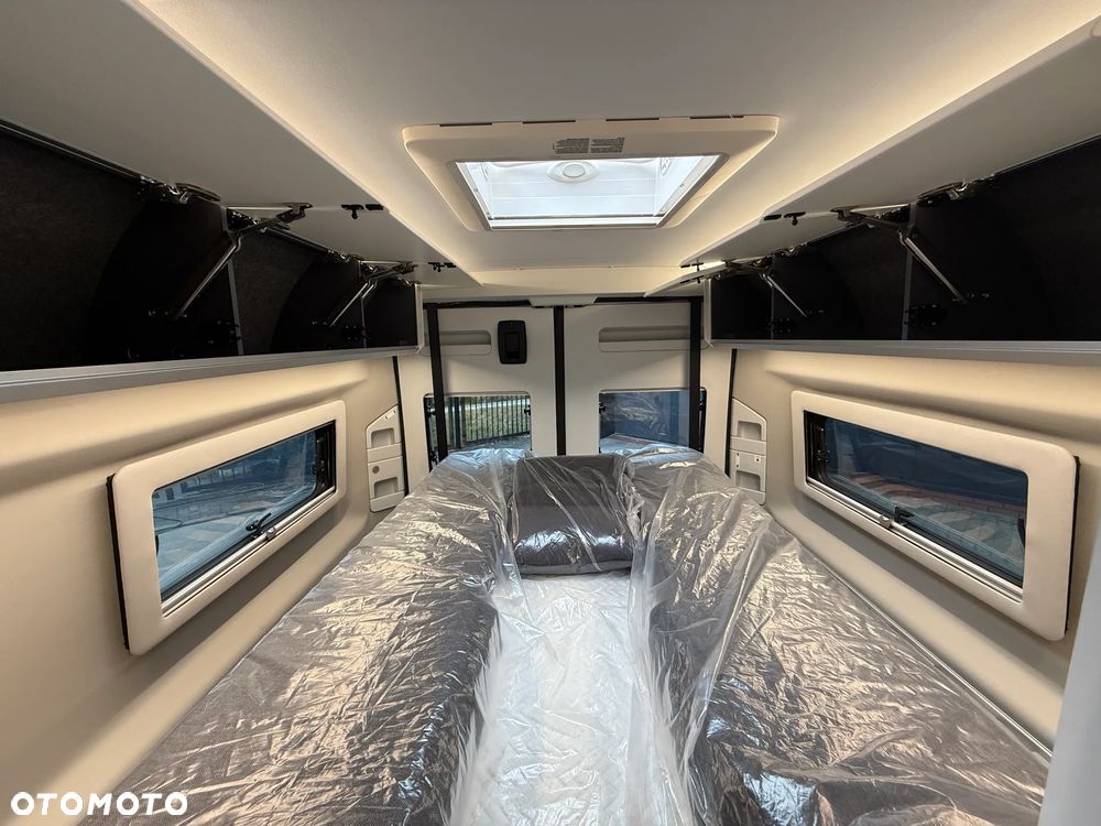 Adria Twin Supreme 640 SGX - 24