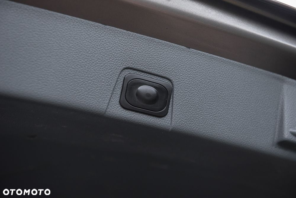 Ford Grand C-MAX - 31