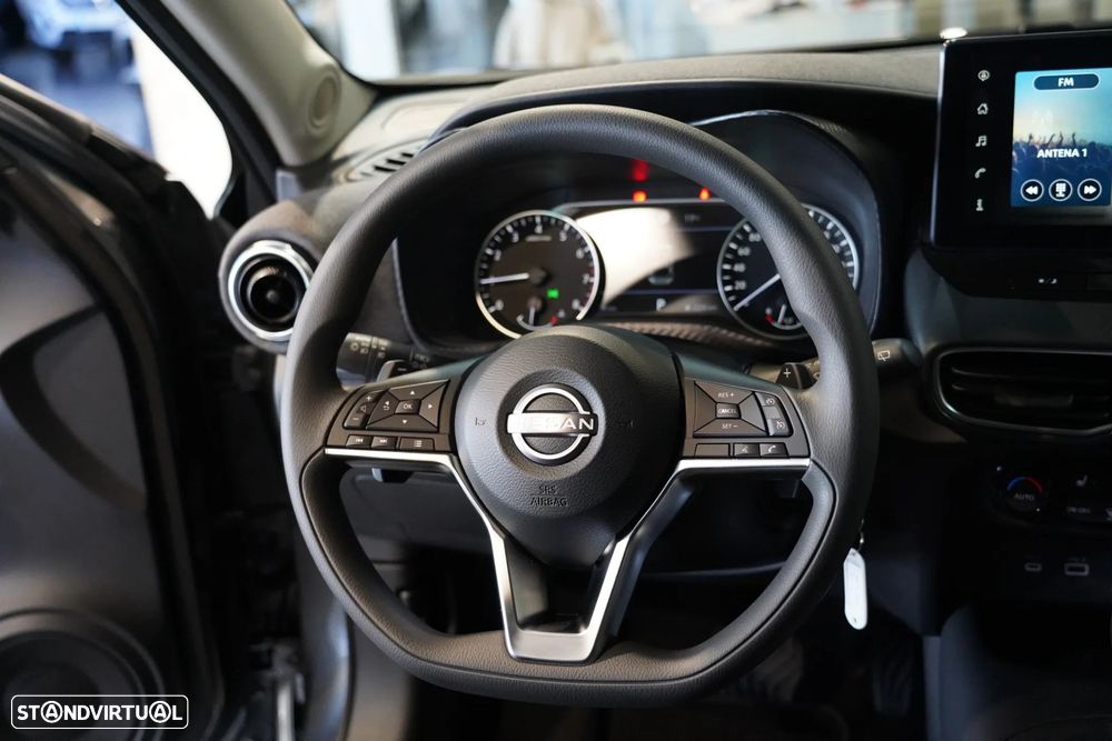Nissan Juke 1.0 DIG-T Acenta+ DCT - 24