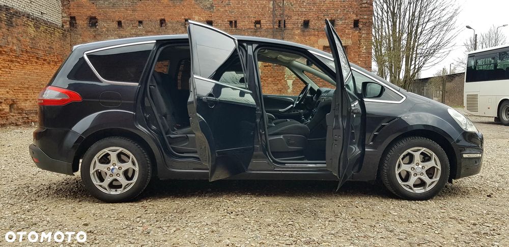 Ford S-Max - 14