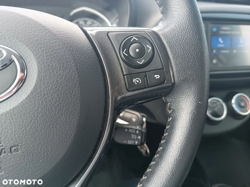 Toyota Yaris 1.5 20th Anniversary CVT - 16