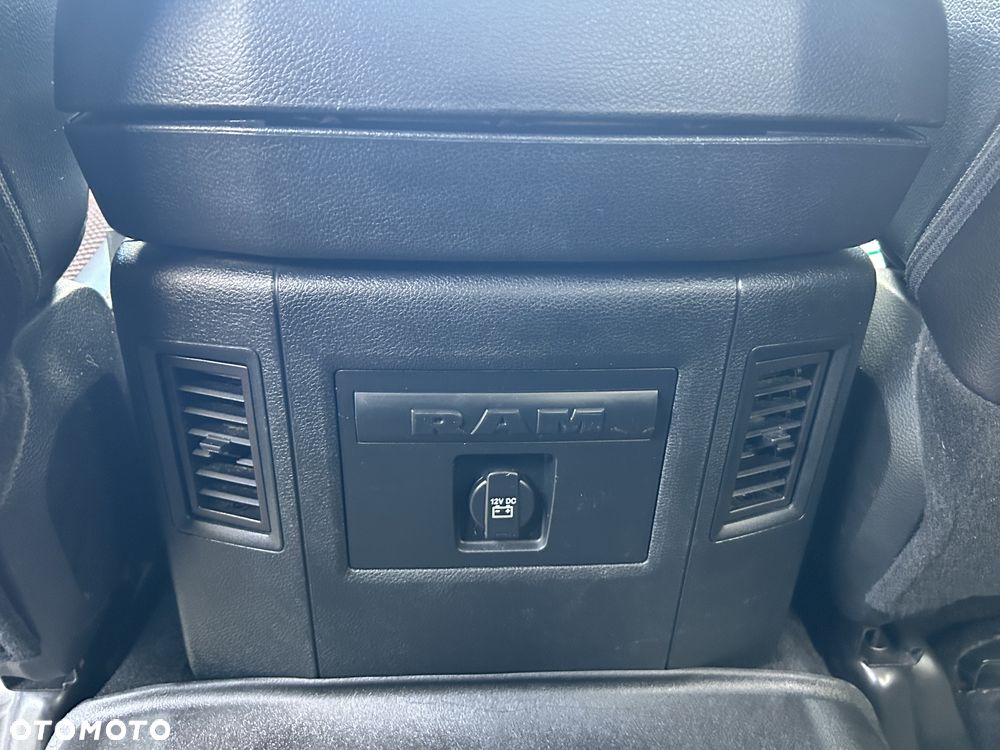 Dodge RAM - 19