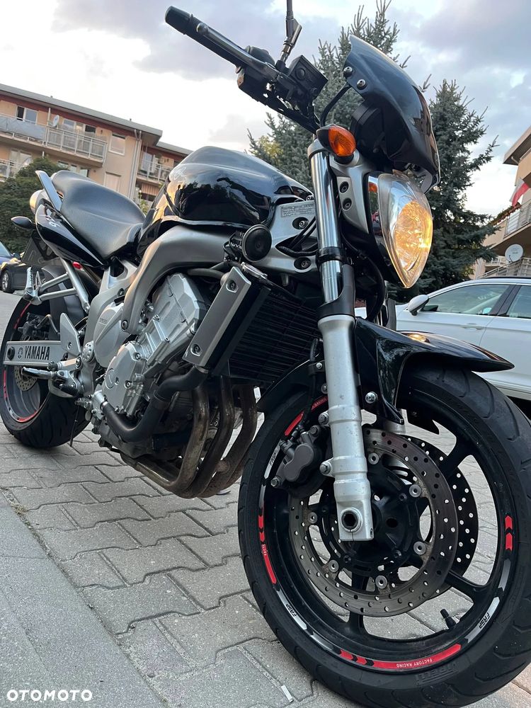 Yamaha FZ6 - 1