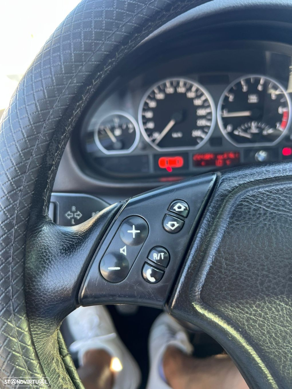 BMW 318 i Touring - 21