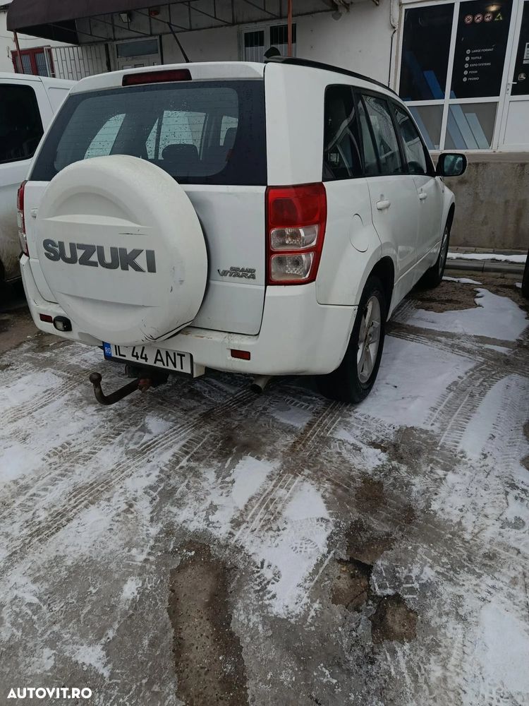 Suzuki Grand Vitara - 3