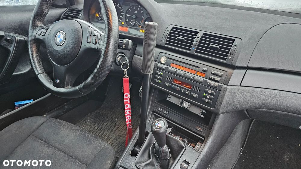 BMW Seria 3 325i - 15