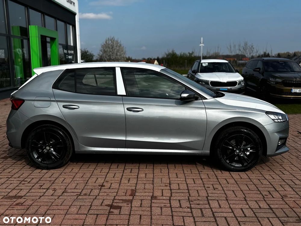 Skoda Fabia 1.5 TSI Drive DSG - 6