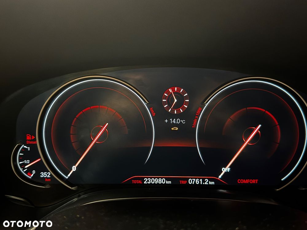 BMW Seria 7 730d xDrive - 15