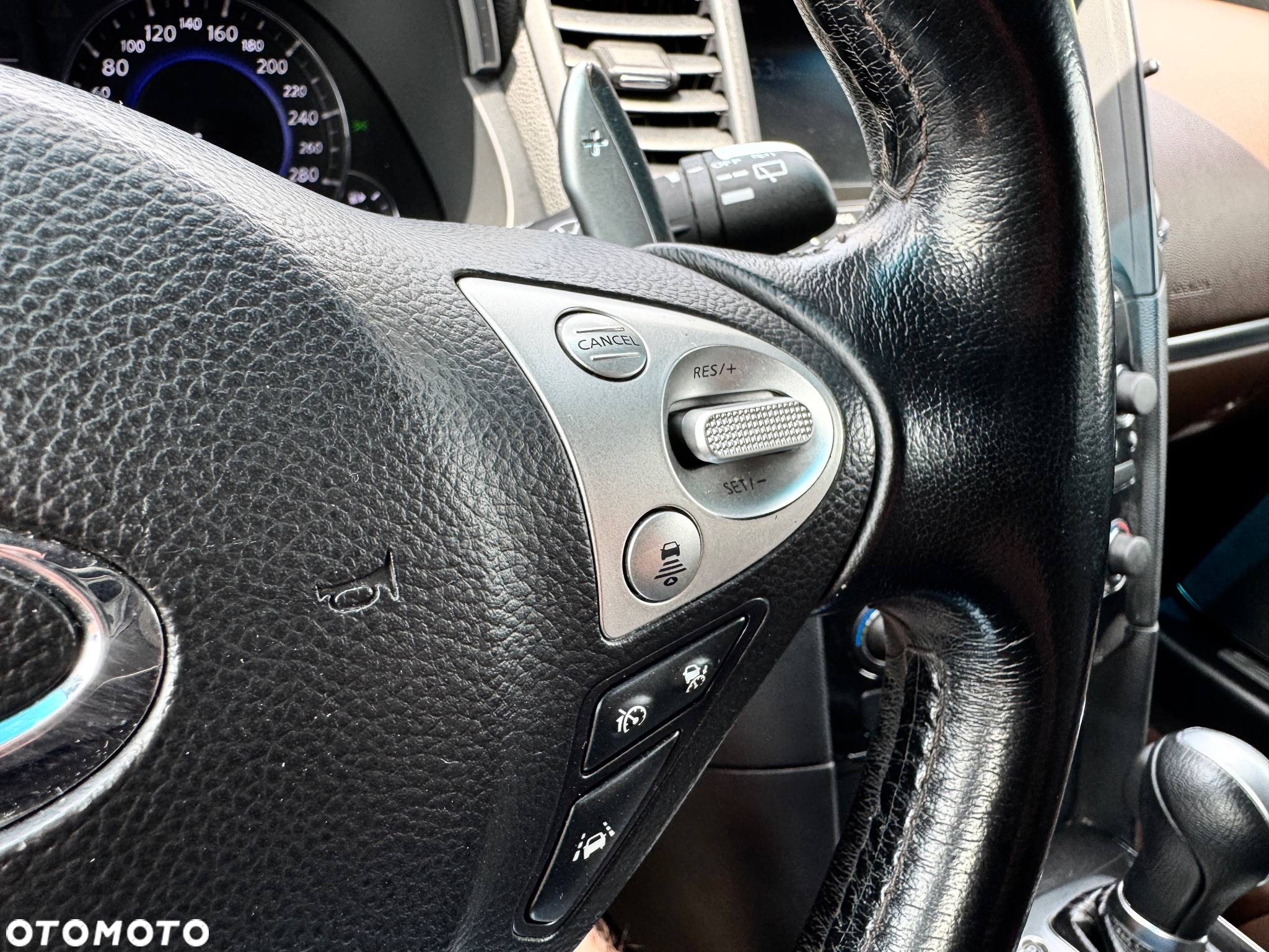 Infiniti FX FX30d S Premium - 15