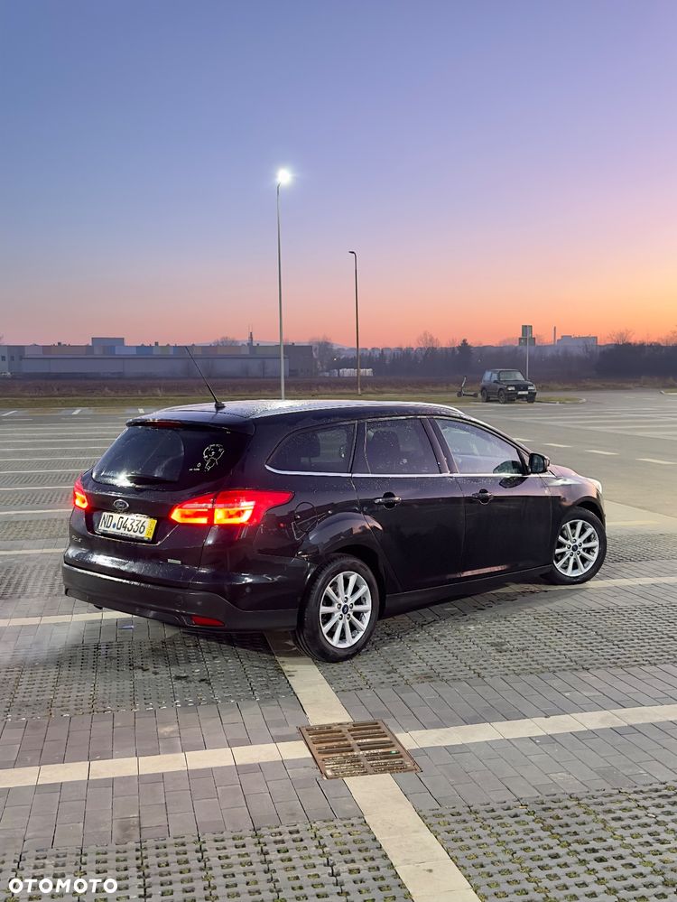 Ford Focus 1.0 EcoBoost Titanium ASS - 3