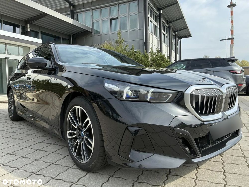 BMW Seria 5 530e PHEV M Sport - 2
