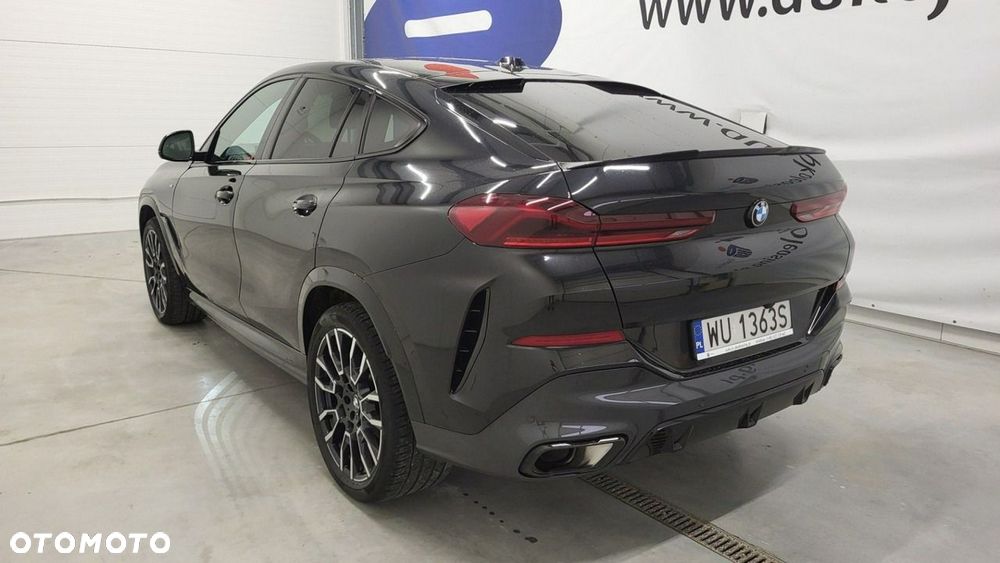 BMW X6 - 8