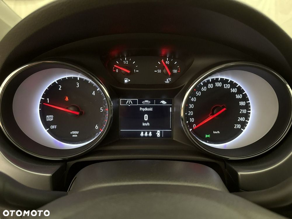Opel Astra - 16