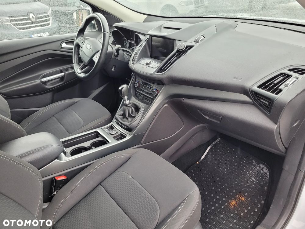 Ford Kuga 1.5 EcoBoost 2x4 Cool & Connect - 13