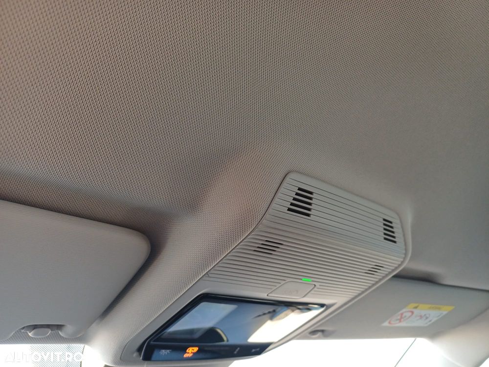 Volkswagen Golf 1.5 TSI ACT Life - 28