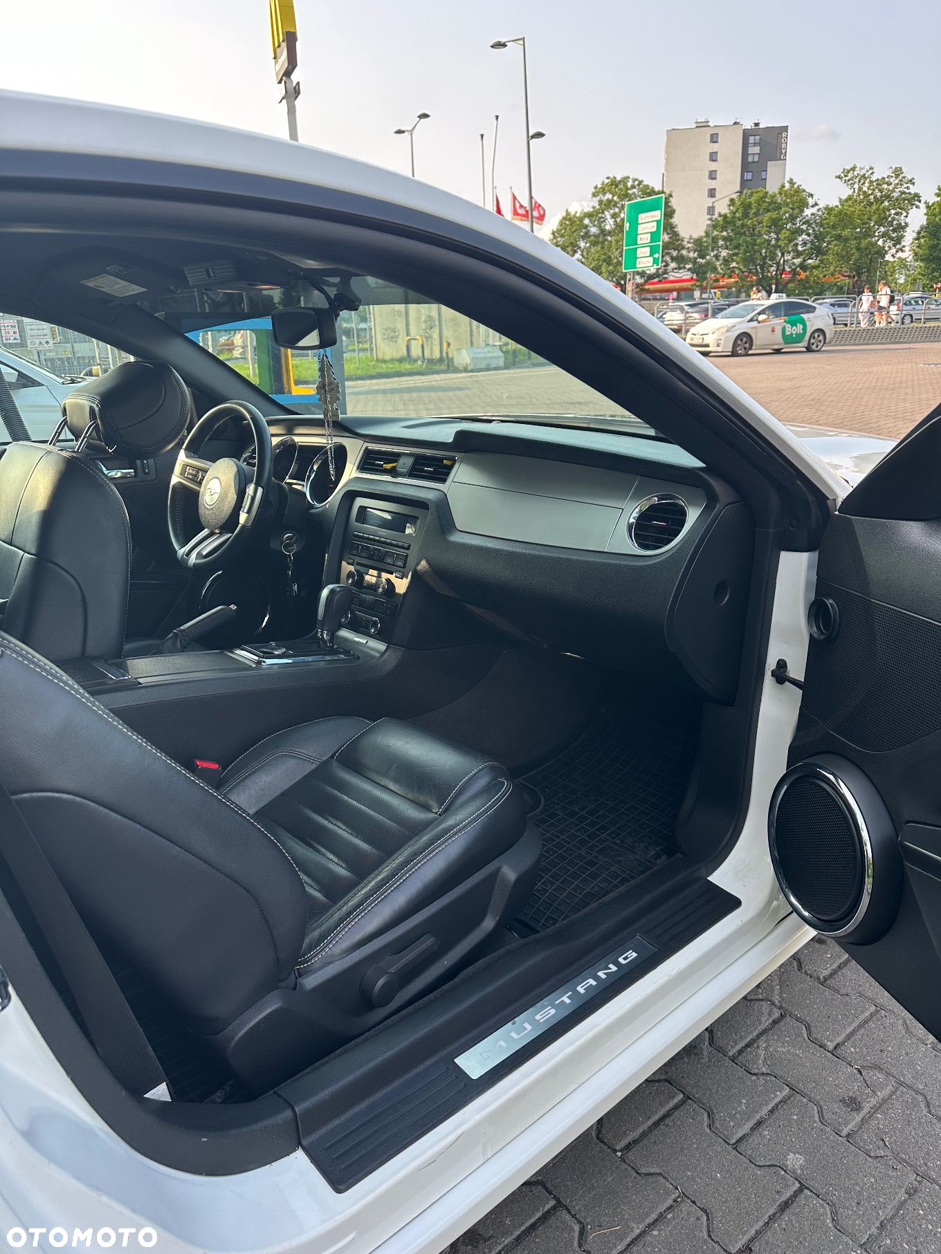 Ford Mustang 3.7 V6 Premium - 25