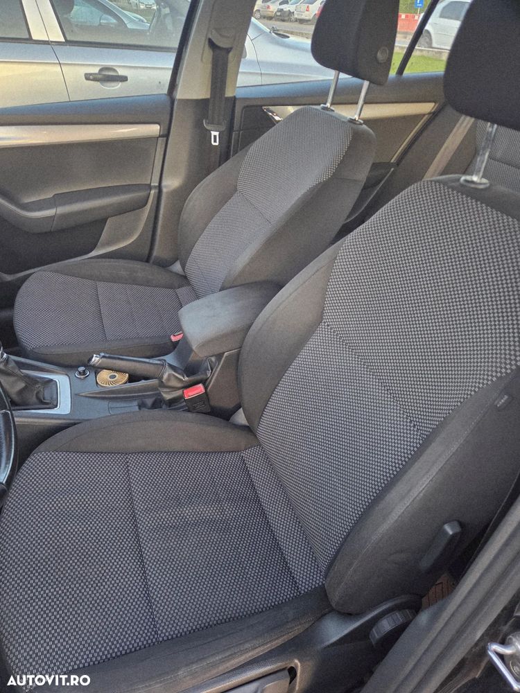 Skoda Octavia 1.6 TDI GREENLINE - 8