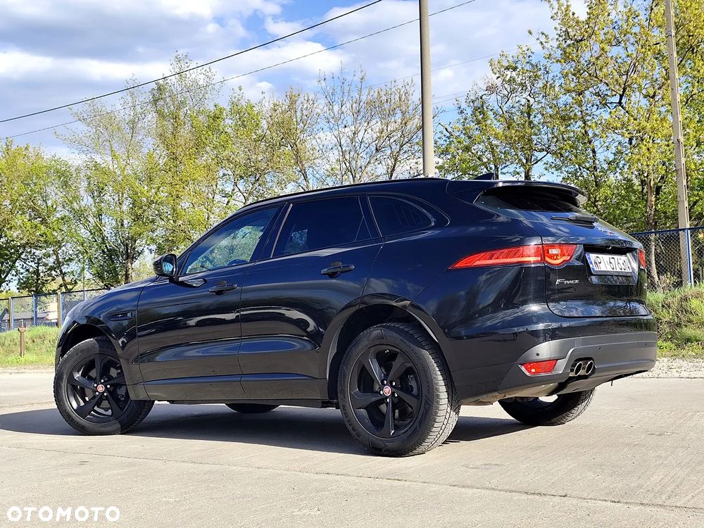 Jaguar F-Pace 20d AWD Chequered Flag - 6