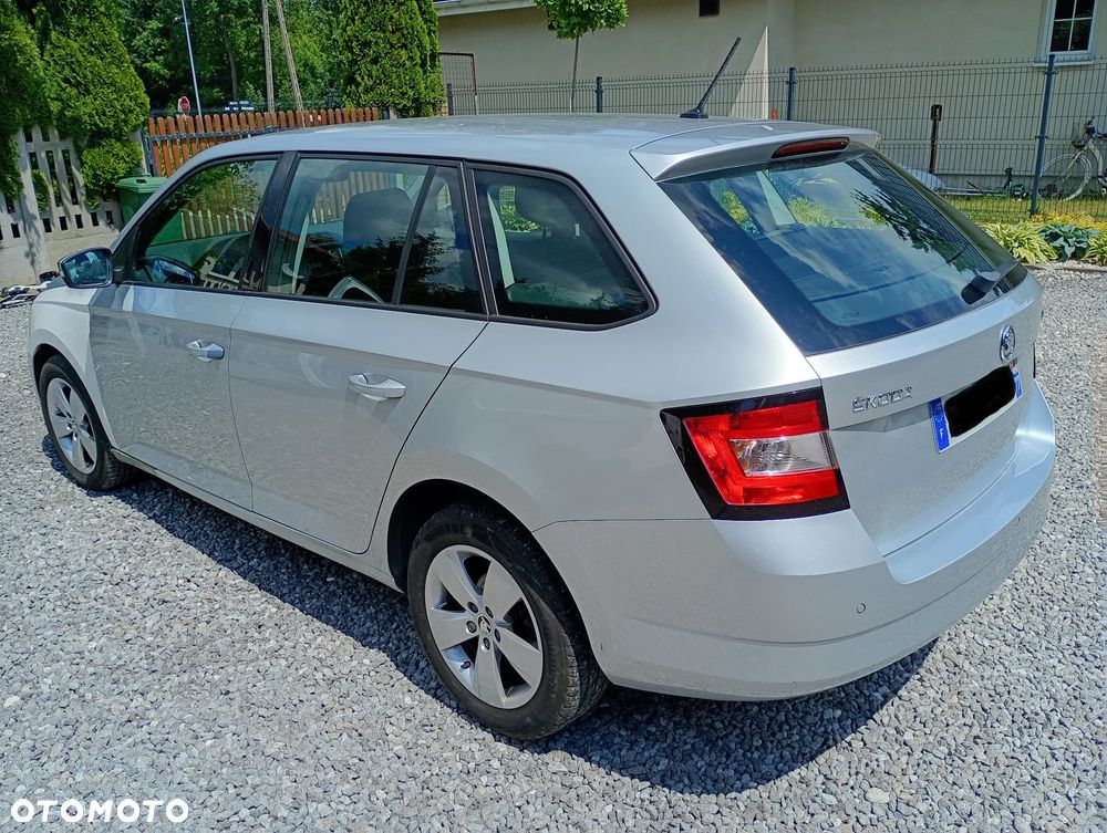 Skoda Fabia 1.4 TDI DSG Style - 4